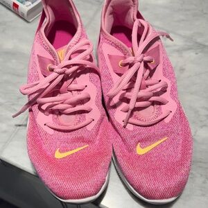Nike Women's Pink and Yellow Athletic Shoes